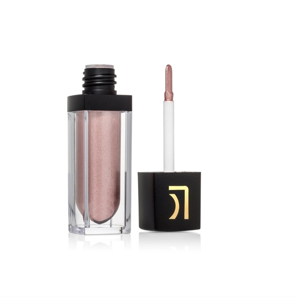 Lucky Chick Liquid Eyeshadow - Rose Quartz - Picture 7 of 9